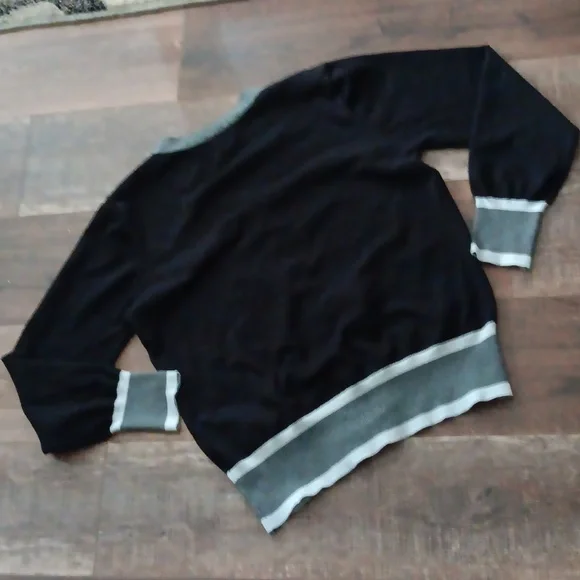 Cardigan - Picture 6 of 7